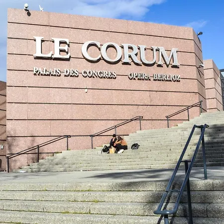 Le Cabanel - Climatisation En Centre * Montpellier
